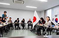 議論写真